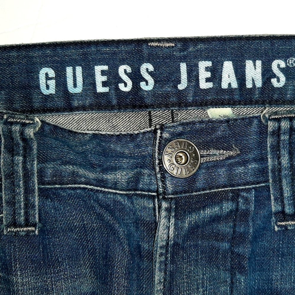 Men's size 34L Guess distressed jeans